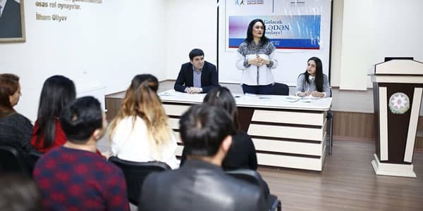 Gələcək ailədən başlayır: “Gənc Vətəndaş” təlim keçdi (FOTOLAR)