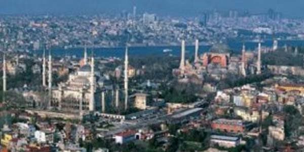 Türkiyədə ev alan azərbaycanlıların sayı artıb