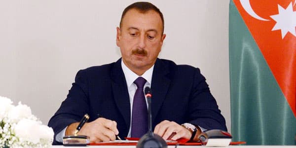 Qalmaqallı maddə məcəllədən çıxarıldı (FƏRMAN)