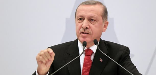 Ərdoğan Abdullah Gülü müxalifətə qoşulmaqda ittiham edib