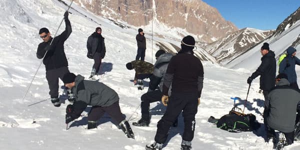 İtkin düşən alpinistlərin axtarışı bayram günləri də aparılacaq