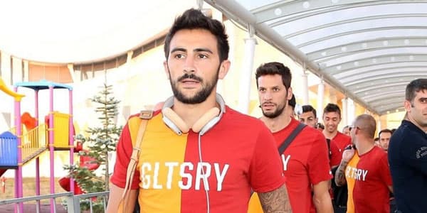 “Neftçi” “Qalatasaray”ın oyunçusunu transfer etmək istəyir