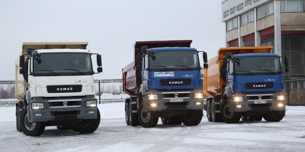 Azərbaycanlı məşhur aşığın 50-dən çox "KamAZ"ı var? (İDDİA)