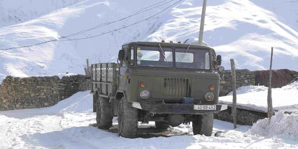 Alpinistləri dağa aparan sürücü: "Qərarımı son anda dəyişdim" (FOTOLAR)
