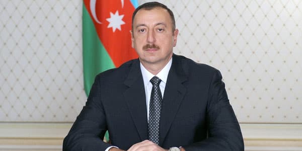Prezident 4 ölkənin yeni səfirinin etimadnaməsini qəbul edib
