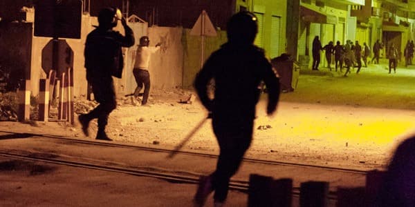 Tunis qarışdı: 55 polis yaralandı, 237 nəfər həbs olundu (FOTOLAR)