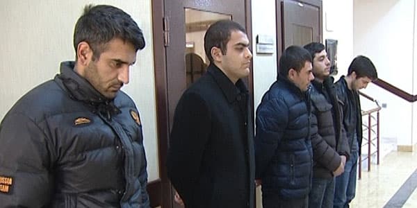 Bakıda vəzifəli şəxslərin evini soyan nazirliyin baş leytenantı imiş