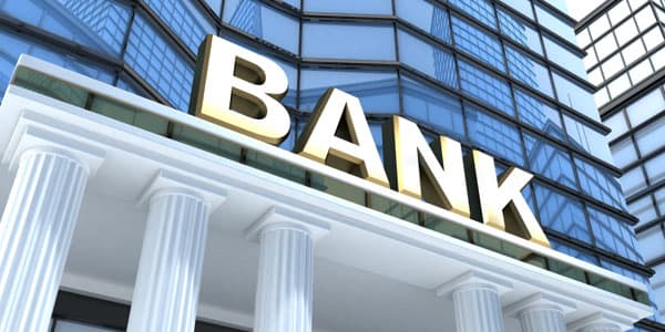 Azərbaycanda “çürük banklar”ın sayı artır