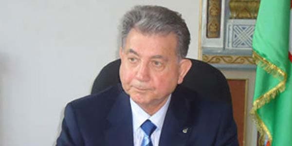 Akif Əlizadə: Bəzi elmi məktəblər sönmək üzrədir