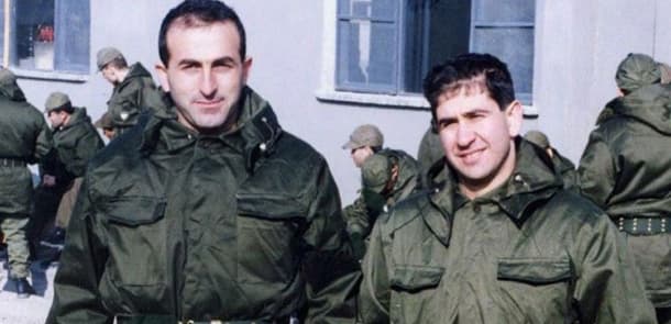 Xarici işlər naziri əsgərlik fotosunu paylaşdı