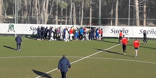 Cahangirov Antalyada dava saldı, "Kəpəz" biabırçı hesabla uduzdu
