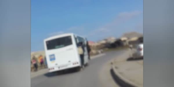 Bakıda avtobusda təhlükəli "macəra" (VİDEO)