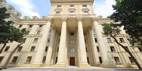 XİN: Avropa Parlamentinin üzvünün adı “qara siyahı”ya salınacaq