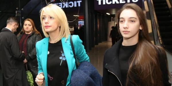 Bəhram Bağırzadənin həkim xanımı və övladları (FOTOLAR)