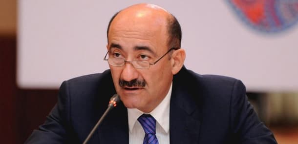 Nazir baş redaktor təyin etdi