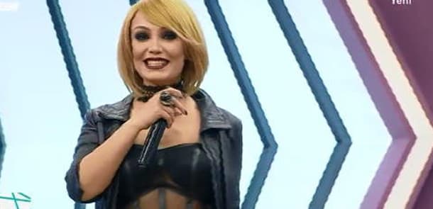 Nura Suri Zaurun xəbərdarlığına baxmayaraq, verilişə belə gəldi (FOTO)