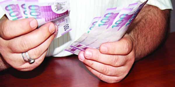 Bakıda kimlər daha çox maaş alır?