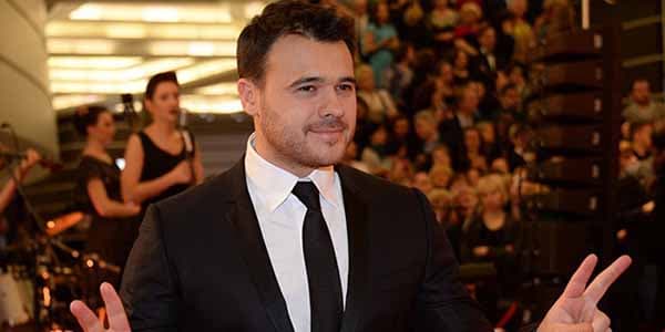 Emin Ağalarov məşhur radiostansiyanı aldı