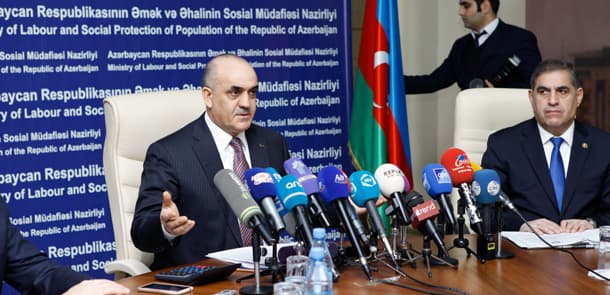 Nazir pensiyaların neçə faiz artırıldığını açıqladı 