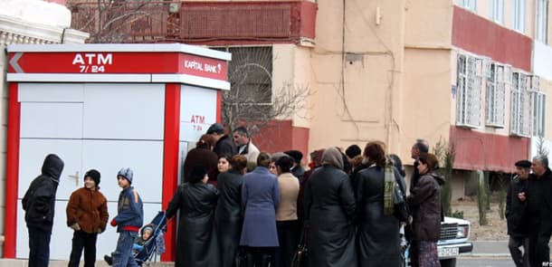 Pensiyaların verilməsində gecikmə olub? (AÇIQLAMA)