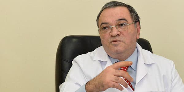 Baş onkoloqdan etiraz: Türk həkimlər səhv edir, o xərçəngdir!