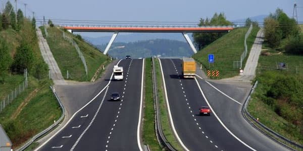 Azərbaycanda bu yol ödənişli olacaq