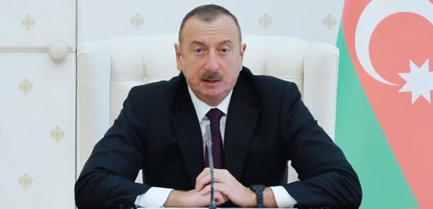 Sosial təminat müəssisələrində çalışanların maaşı artırıldı 