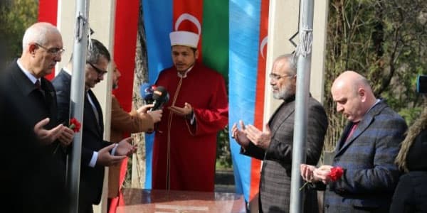 Məmməd Əmin Rəsulzadə məzarı başında anıldı (FOTO)