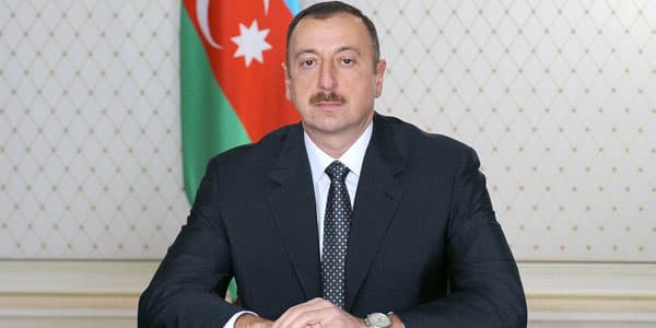 Prezidentdən Azərbaycan qadınlarına 8 Mart təbriki