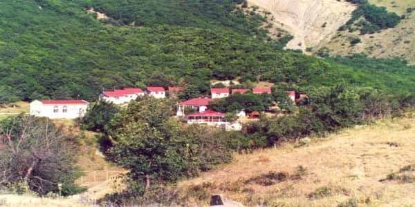 Növbə universitetlərin balansında olan obyektlərə çatdı