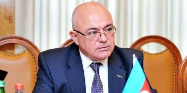 Aydın Əliyev rəisi işdən çıxardı