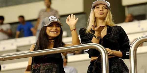 Azərbaycan futbolunun xanım azarkeşləri (FOTO)