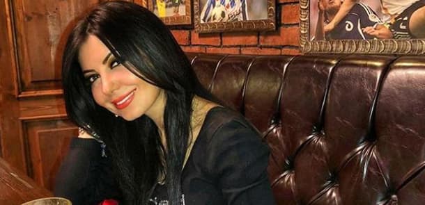 Azərbaycanlı aparıcını tanımadığı kişi küçənin ortasında döyüb