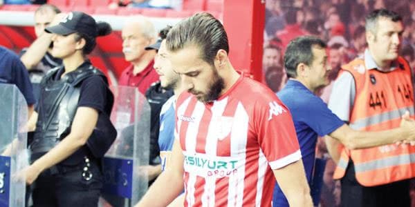 Ufuk Budak yenidən milli komandamızda