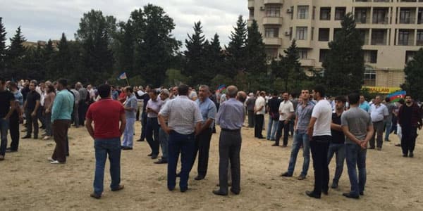 Milli Şura və "Musavat"ın mitinqi başa çatdı