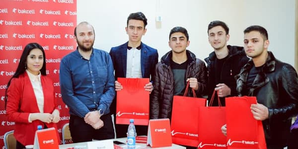 Bakcell şirkəti daha bir universitetdə əmək yarmarkasına qatılıb (R)