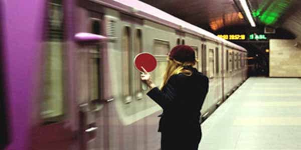 Bakı metrosunda sərnişin öldü