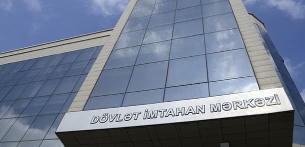 Apreldə dövlət qulluğuna qəbul üçün 710 vəzifəyə müsahibə keçiriləcək