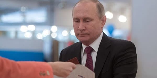 MSK: Sayılan səslərin nəticələrinə görə Putin liderdir (YENİLƏNİB)