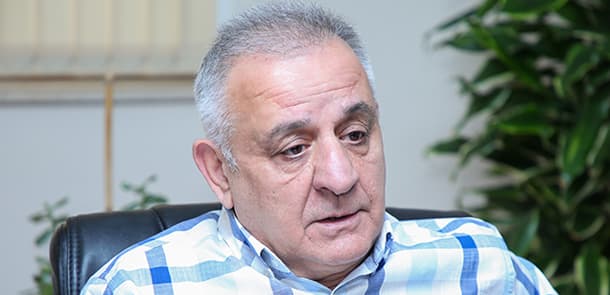 Professora 160 min “atıblar”: Generalın bacısı oğlu ittiham olunur