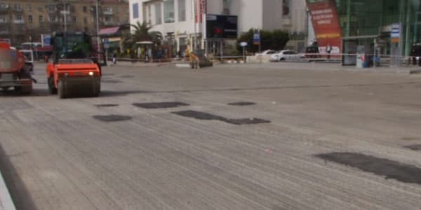 Diqqət! Bəzi mərkəzi küçələr təmirə bağlandı (VİDEO)