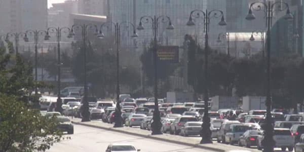 Bakının ən böyük prospektində nəhəng tıxac
