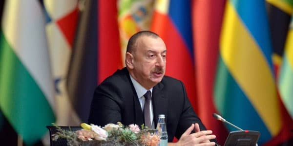 Prezident: "AXC-nin qadınlara səsvermə hüququ verməsi azadlığın yüksək səviyyəsi idi"