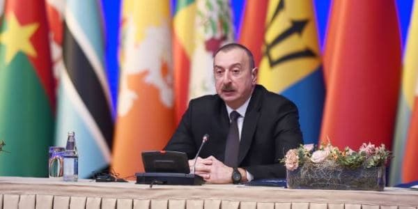 İlham Əliyev: "Biz bir-birimizi dəstəkləməliyik"