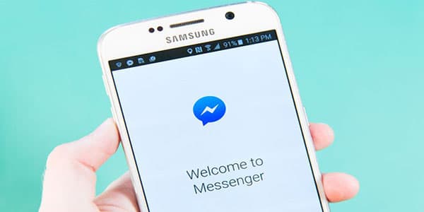 “Facebook” ismarışlarınızı oxuyur?