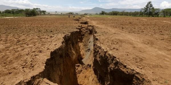 Afrika 2 yerə bölünür?