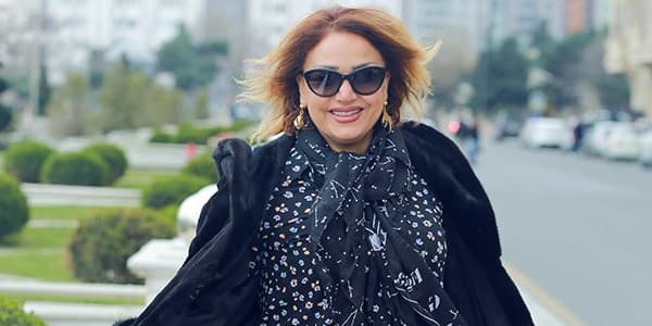 Azərbaycanlı müğənni: "Arvadı ölən vəzifəlilər mənə evlənmək təklif edir" (FOTO/VİDEO)