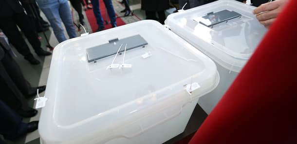 Azərbaycanın ən yaşlı seçicisi səs verib (FOTO)