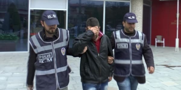 Türkiyədə evə basqın: azərbaycanlı saxlanıldı, digərləri sərbəst buraxıldı