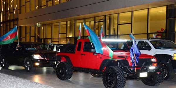 Paytaxtda 100-ə yaxın “offroad” avtomobili ilə yürüş  (FOTOLAR)
